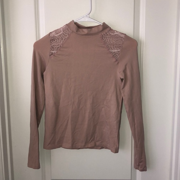 Lace Light Pink Long Sleeve Top - Picture 1 of 2